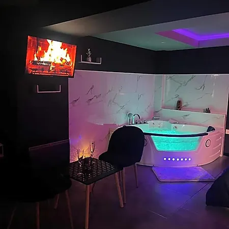 Chill & Hodinový hotel *
